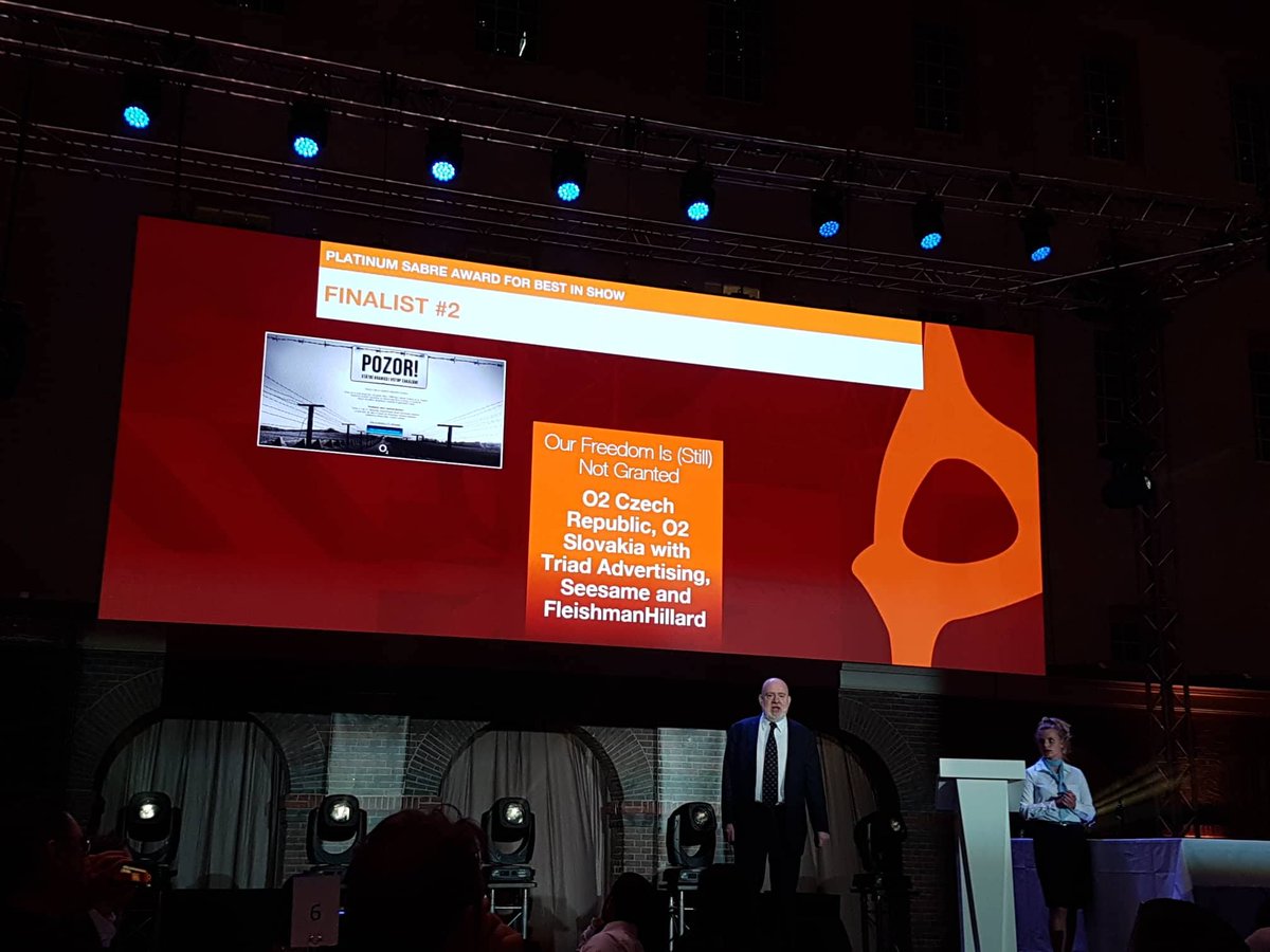 Za naší společnou kampaň s <a href="/O2_Slovakia/">O2 Slovakia</a> a <a href="/triadsk/">TRIAD Advertising</a> k 17. listopadu máme zlato a druhé místo z prestižní #SABREAwardsEMEA ➡️ od.o2.cz/sabreawards Děkujeme.