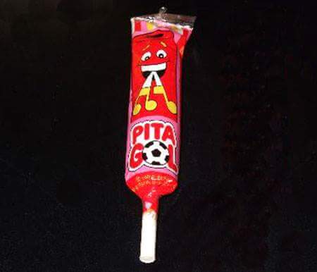 YofuiaEGB's tweet photo. Comer caramelo y meter ruido. El no va más. https://t.co/Iuu94ivxa5