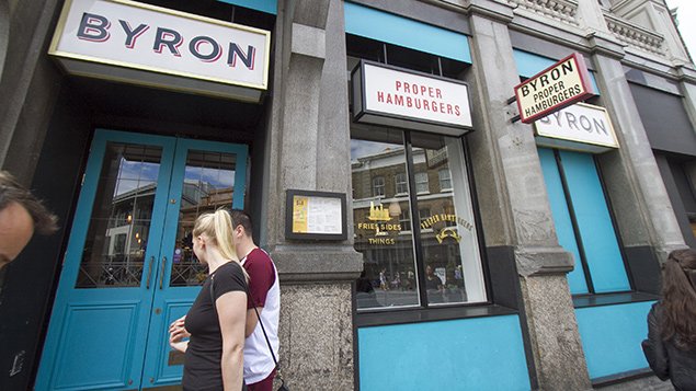 Emma_Approach's tweet photo. Sharp fall in #job vacancies as restaurant sector suffers decline - https://t.co/gRuZCd4v35 @personneltoday @AshleyKateHR #jobhunt #joblosses #labourmarket #restaurantsector https://t.co/apVeGYQCXC
