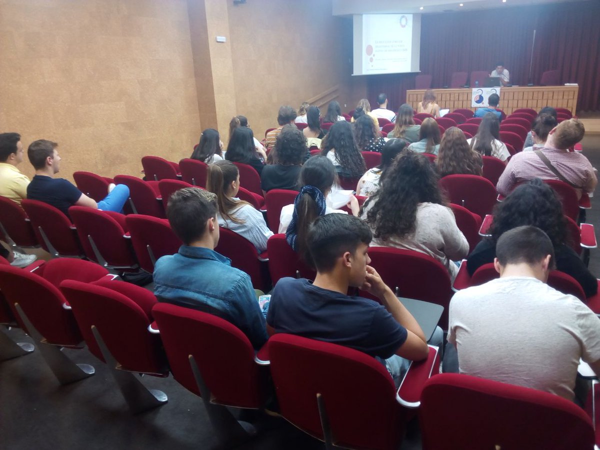 compoliticas's tweet photo. 2ª sesión del I Seminario #RECCUS sobre "Comunicación en el Tercer Sector" con Taller sobre la comunicación como derecho #ODS impartido por Jose Manuel Moreno @unisevilla #FCom
STREAMING: https://t.co/kAkGlJyIbW
MÁS INFO: https://t.co/Ex63jNQgEU https://t.co/1dZpm6aQPs