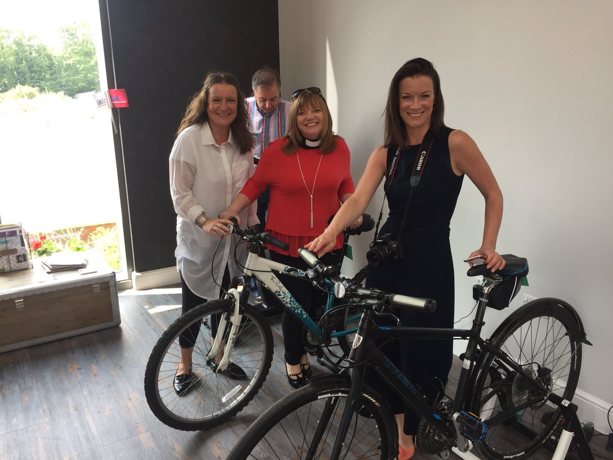 SteveJudge's tweet photo. Still helping out @stepsrehabuk charity for David who is cycling for 80 days to raise awareness and funds for @spinslinjuries and @BluebellWoodCH @revkatebottley 
 @RamsdensPI @RamsdensAbuse @RamsdensCoP @LauraCrossley01 @Graysonslaw #RideAndShine https://t.co/8vMSgOHuoc