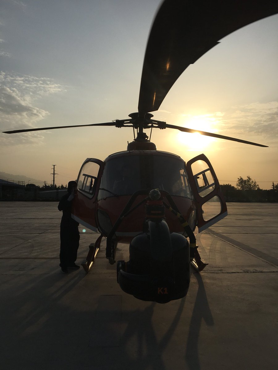 FlyrideFilms's tweet image. Awesome day in #Huashan! Stomach churning and spectacular! #flyride5sacredmountains @Talesmithtv @moonrakervfx