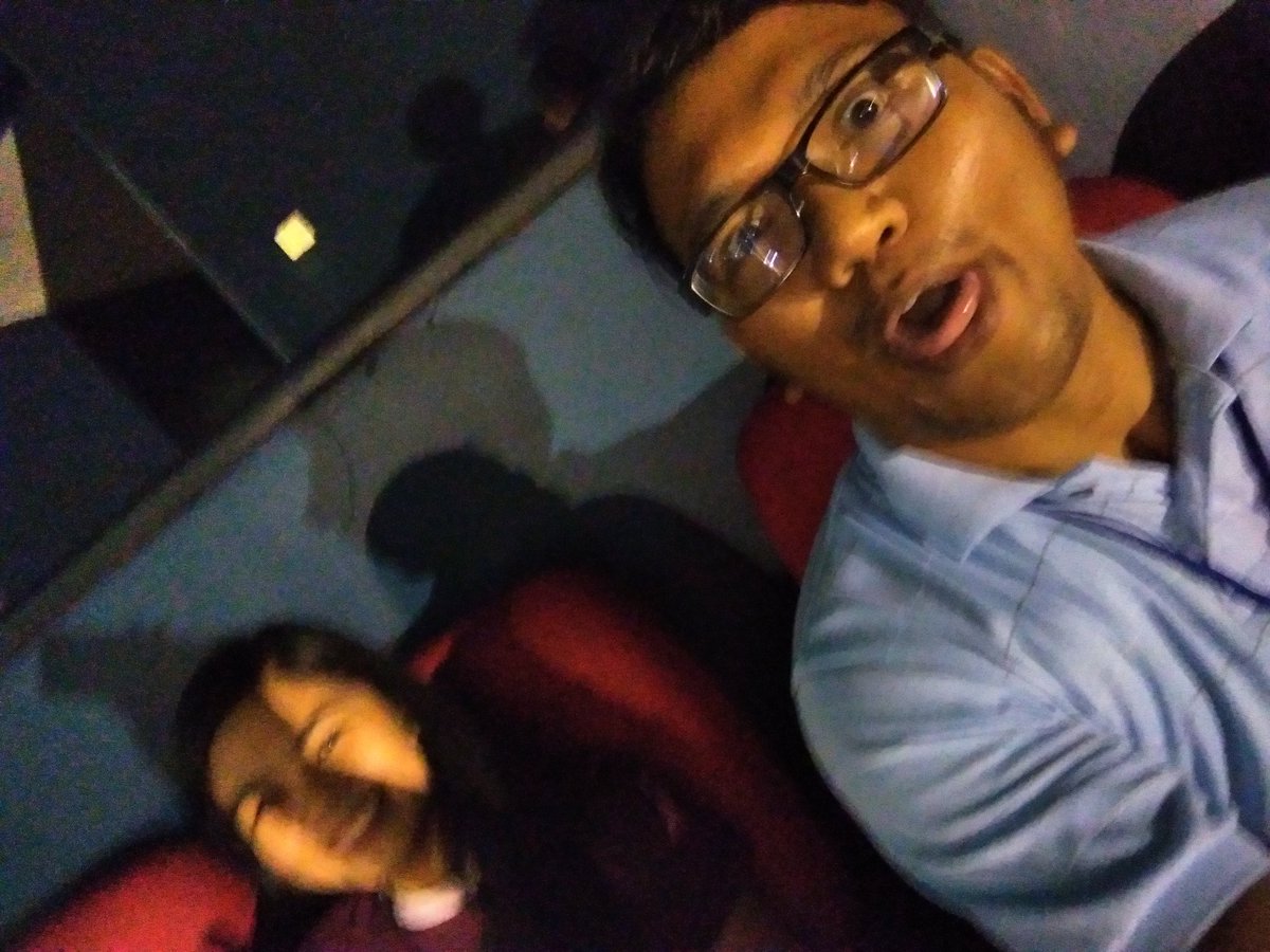 lechaperone's tweet photo. Ready for #Deadpool ๐ฑ๐๐ช๐คฃ๐ฃ #August99 #BlockScreening #RobinsonsGalleria https://t.co/7Zej3vU0Hy