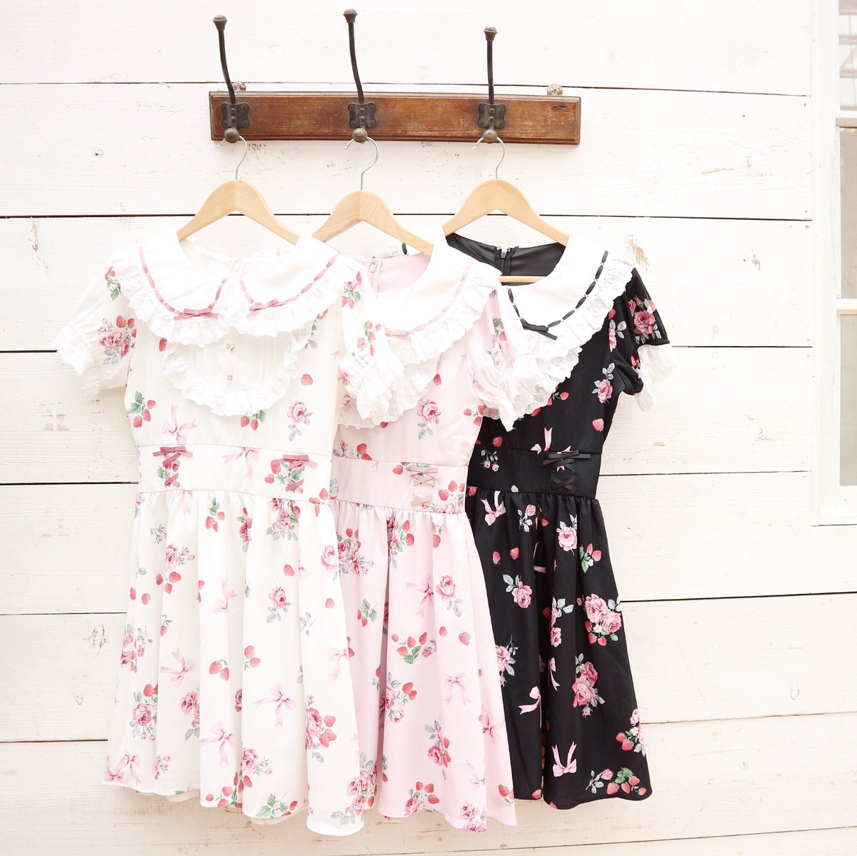 Ank Rouge A Twitteren Press Strawberry Rose Collection 5店舗限定発売 5 24 天王寺ミオ店 明日から Shibuya109店 新宿ミロード店 Hep Five店 Shibuya109香港店 いよいよ発売スタート Check T Co Ahxnnc9x5m T Co Rcqxi4g1k7 Ank Rouge A Twitteren Press Strawberry Rose Collection 5店舗限定発売 5 24 天王寺ミオ店 明日から Shibuya109店 新宿ミロード店 Hep Five店 Shibuya109香港店 いよいよ発売スタート Check T Co Ahxnnc9x5m T Co Rcqxi4g1k7