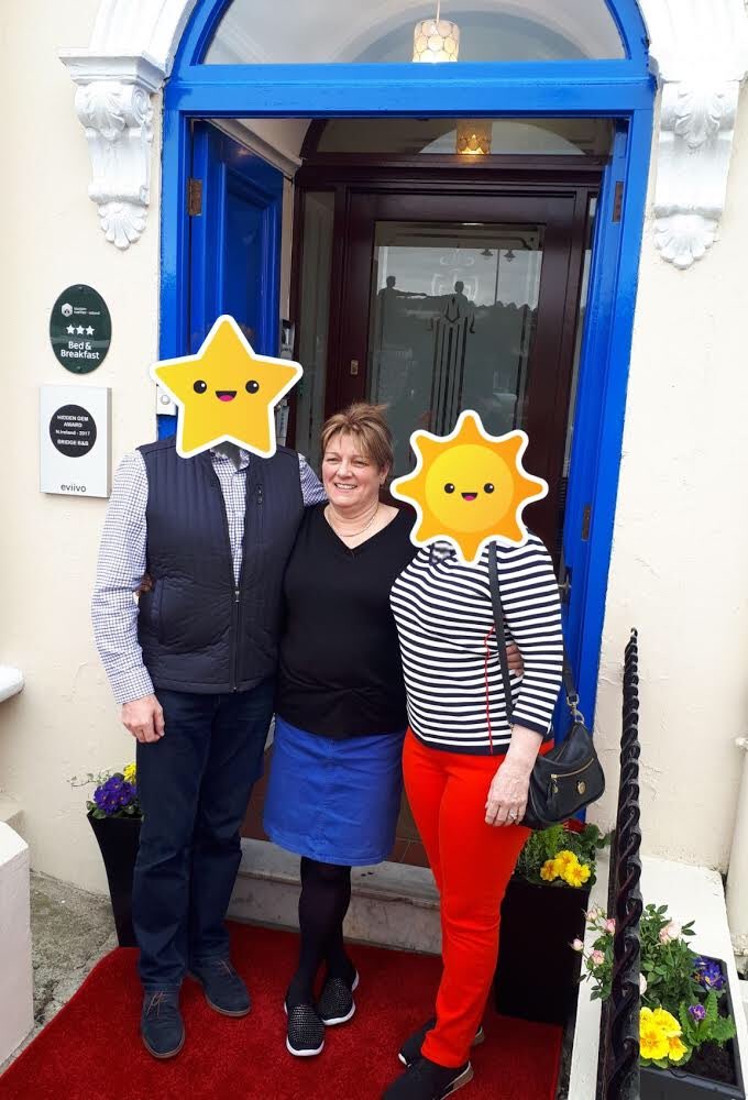 Derrybridge_bnb's tweet photo. 🌟Competition Time! 🌟
Want a chance to spend a couple of nights living it up in Derry, on us? We're giving away a prize worth up to £500 to the lucky winner, just guess the VIPs below! 
Submit your answers via this online form 
https://t.co/ecnFmfJ6zm  Good luck! https://t.co/QCZHzJawdT