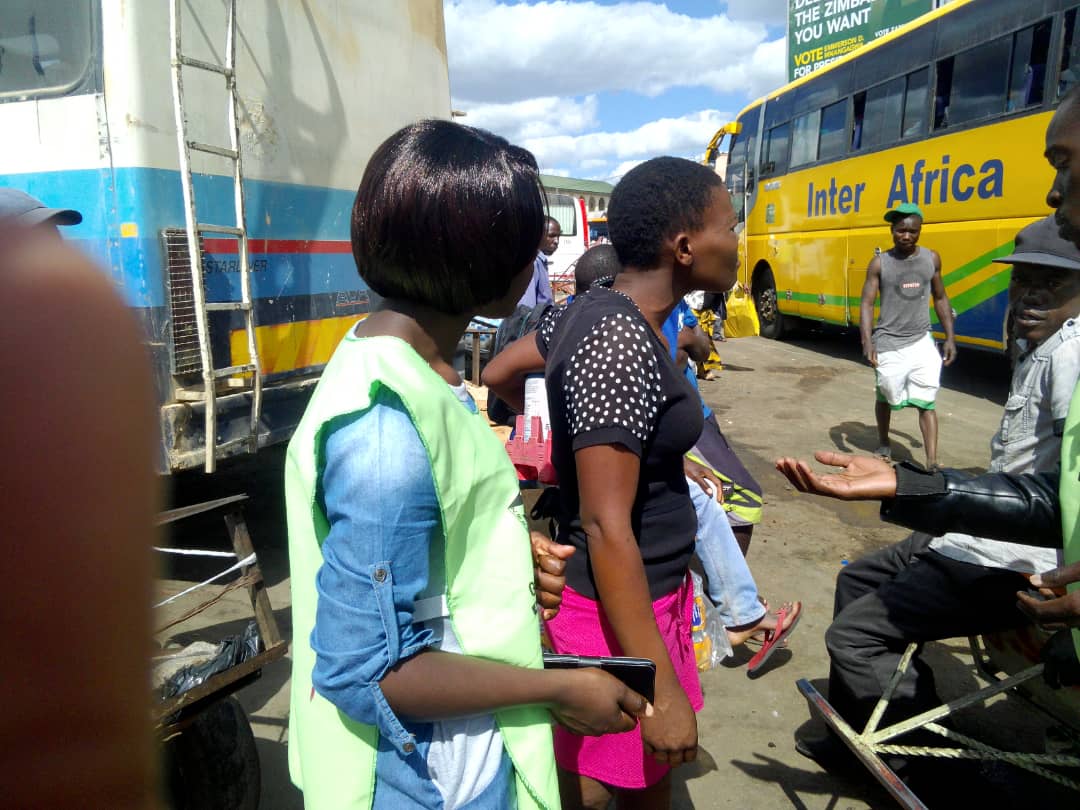 nkabazwe's tweet photo. #GoInspect exercise by Gweru #LNYBYouthVoterClub under @NAYOZimbabwe at Kudzanai Bus Terminus (Gweru) - encouraging citizens to go and inspect the voter's roll.
#GoInspect #GoVote #LeaveNoYouthBehind https://t.co/rHyGo7qMnl
