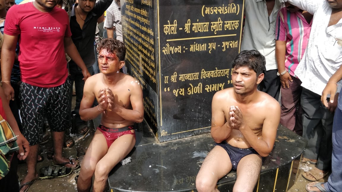 Two youths stripped, beaten up by mob of their own community in Gondal.