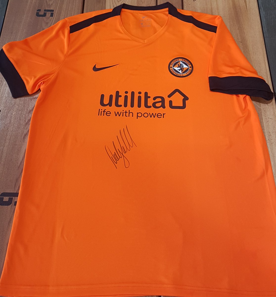 DUFCShop's tweet image. WIN| You can win a new Dundee United home top signed by new signing Nicky Clark. Just following the Club shop account and RT this for a chance to win. The winner shall be drawn at midday on Saturday the 26th of May. #dufc