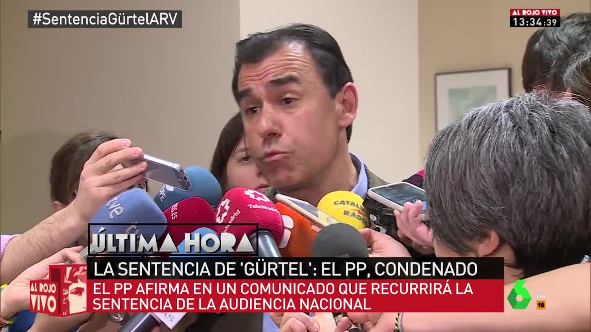 DebatAlRojoVivo's tweet photo. 🔴@martinezmaillo: "El PP no es el responsable, los responsables son los grupos municipales" https://t.co/AM11Fc1FHr  #SentenciaGürtelARV https://t.co/DNftZrNGqg