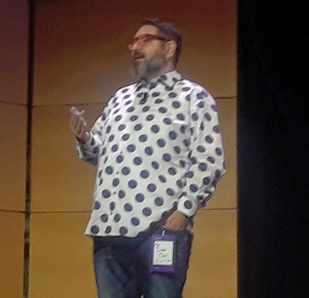 TheLondonBeat's tweet image. Saul Colt killing it at @explodeconf - great speaker. Talking about the importance of creating experiences that people remember #LdnOnt #explodeconf18