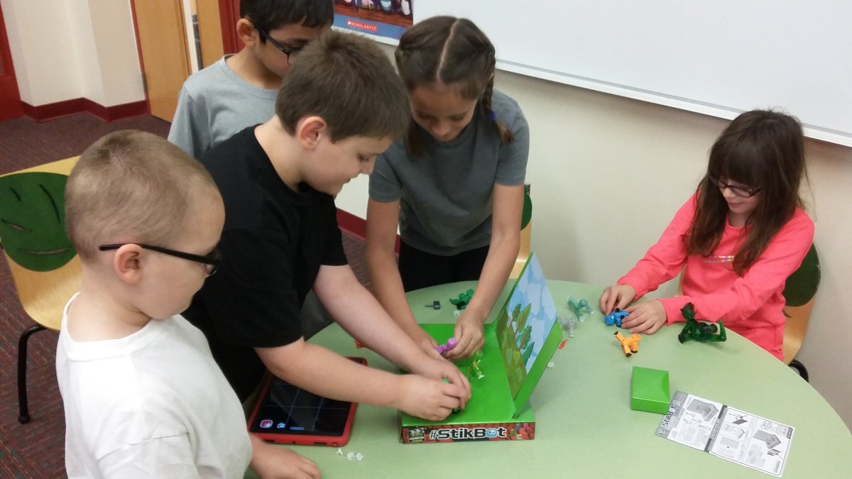 bucci_shelly's tweet photo. #stickbots #trynewthings #ncasd #steamncasd https://t.co/ra0893lTWP