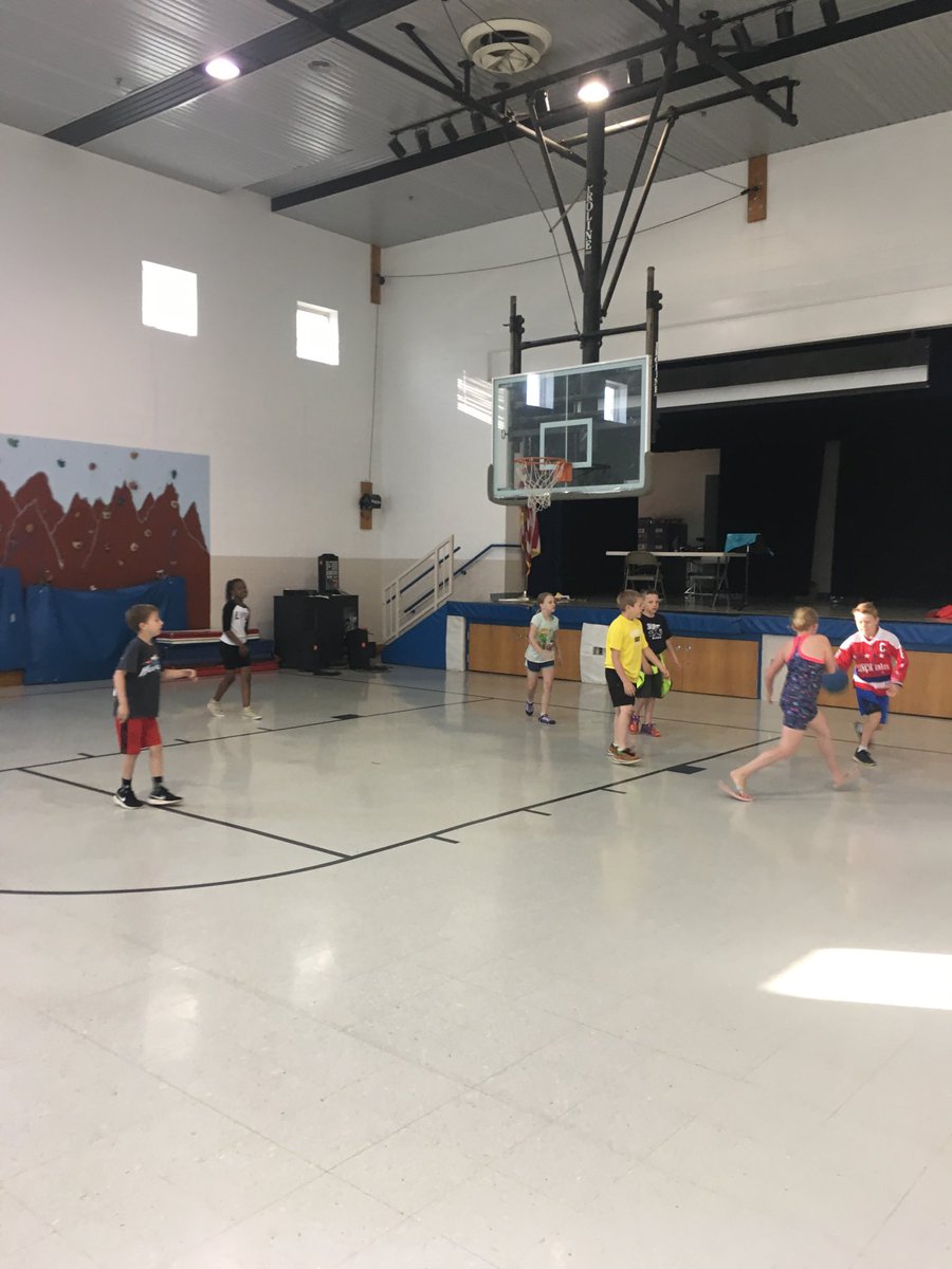 Morning basketball for panda paws #PBIS @FDESPandas