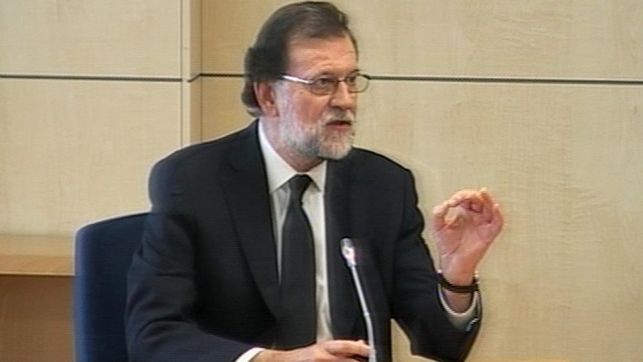 iescolar's tweet photo. ‼️ El Tribunal y la Fiscalía desacreditan el testimonio de Rajoy en el juicio de Gürtel https://t.co/ntZyoYkNFs https://t.co/cfvC4bu1f1