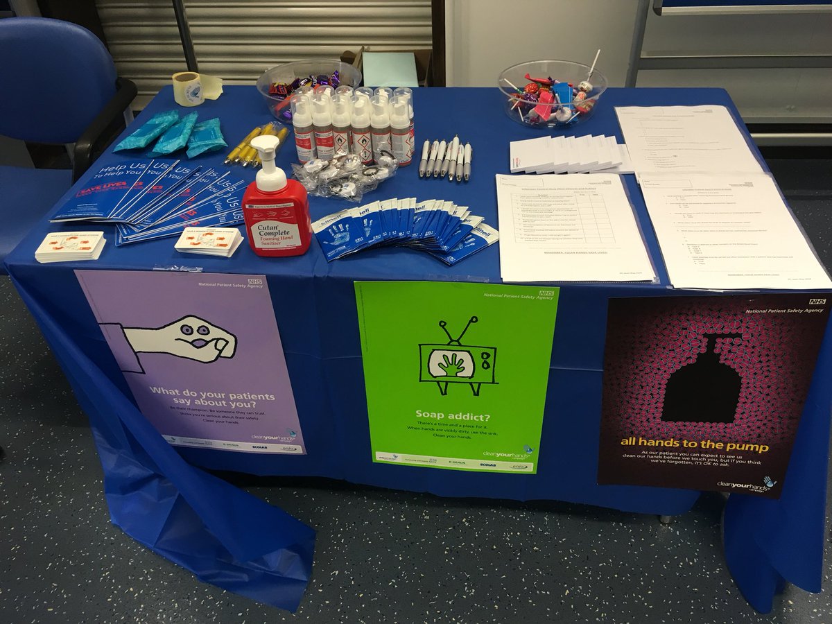 Jen_Mor1's tweet photo. @IPCHRCH roadshow at Teddington Memorial today. Great response from staff and public all taking an interest! Thanks everyone 😊@HRCH_NHS_Trust #HandHygiene #infectioncontrol https://t.co/1fVpEGmQjR