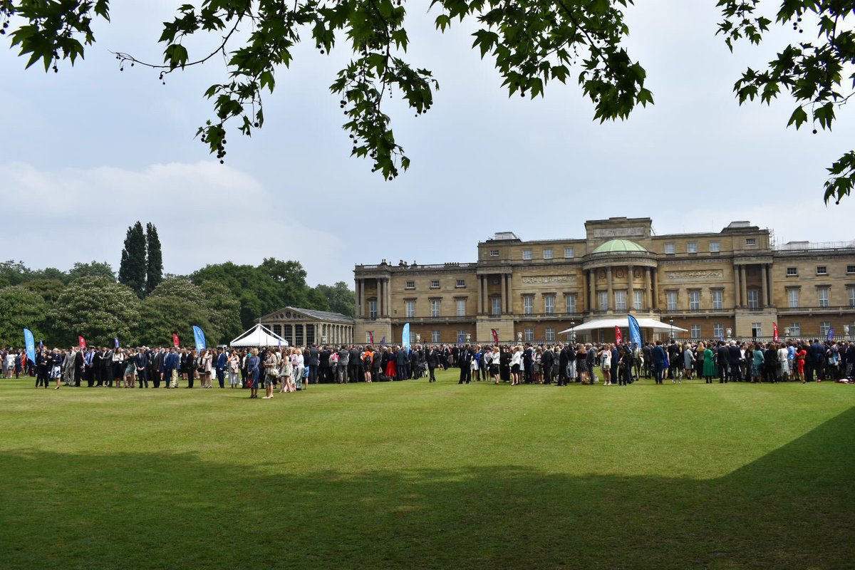 Congratulations to all Whitburn Gold Award holders receiving their @DofE certificates today! @WhitSixthForm @simonsideoa