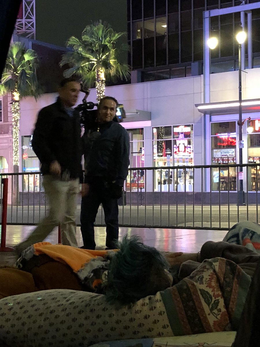 KiltedJediRic's tweet image. Ive already been interviewed 4 times and it isn’t 5 am #SoloLine @LiningUpNet #SoloMovie #SoloAStarWarsStory @ChineseTheatres @StarlightUS