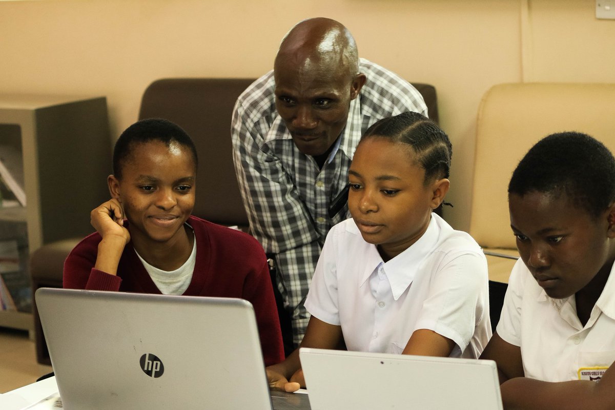 bunihub's tweet photo. @WorldPossible @HDIFtz #Innovation #exhibitions with Remote Area Community Hotspot for Education and Learning tool (RACHEL). An offline device that access different #learning platforms.
#IW2018 #InnovationWeek2018 #development #Education #technology #WASH #InnovationIntoAction https://t.co/IjQqDHwoty