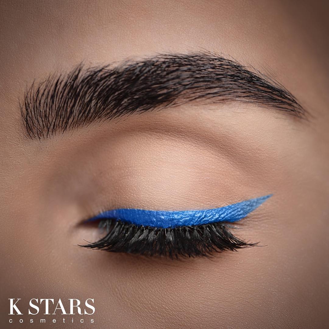 kstarskw's tweet photo. Vibrant makeup? How about an electric blue liner💙
The Cube Mall - Salmiya
#eyeshadow #tutorialmakeup #thecubemall #kstars #professionalmakeup #makeupartist #dressyourface #makeupaddict #makeuplooks #makeuplover #makeupkuwait https://t.co/r1vbjnXThf