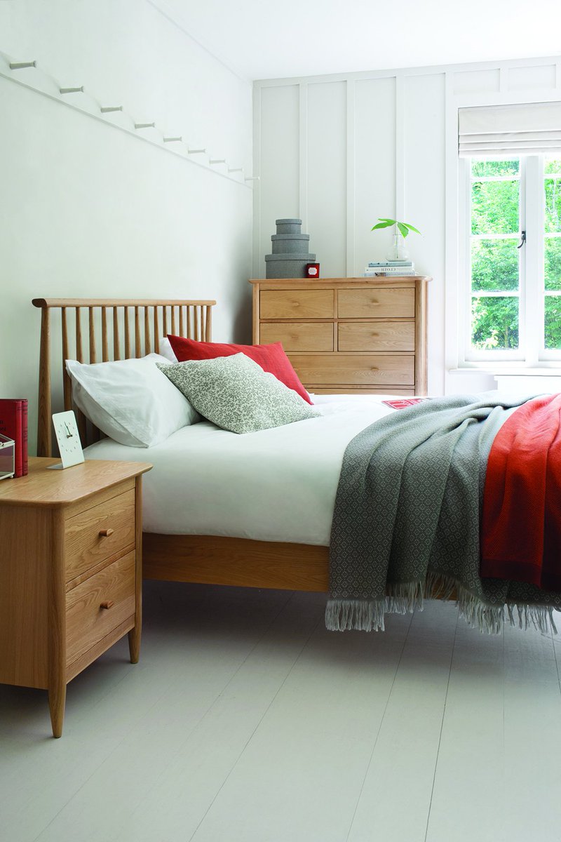 MartinFrostUK's tweet photo. Add a touch of contemporary calm to your bedroom with the @Ercol_Furniture Teramo range, and for a limited time only upgrade to a king size bed frame for FREE!! https://t.co/ZrU4aWbS4X