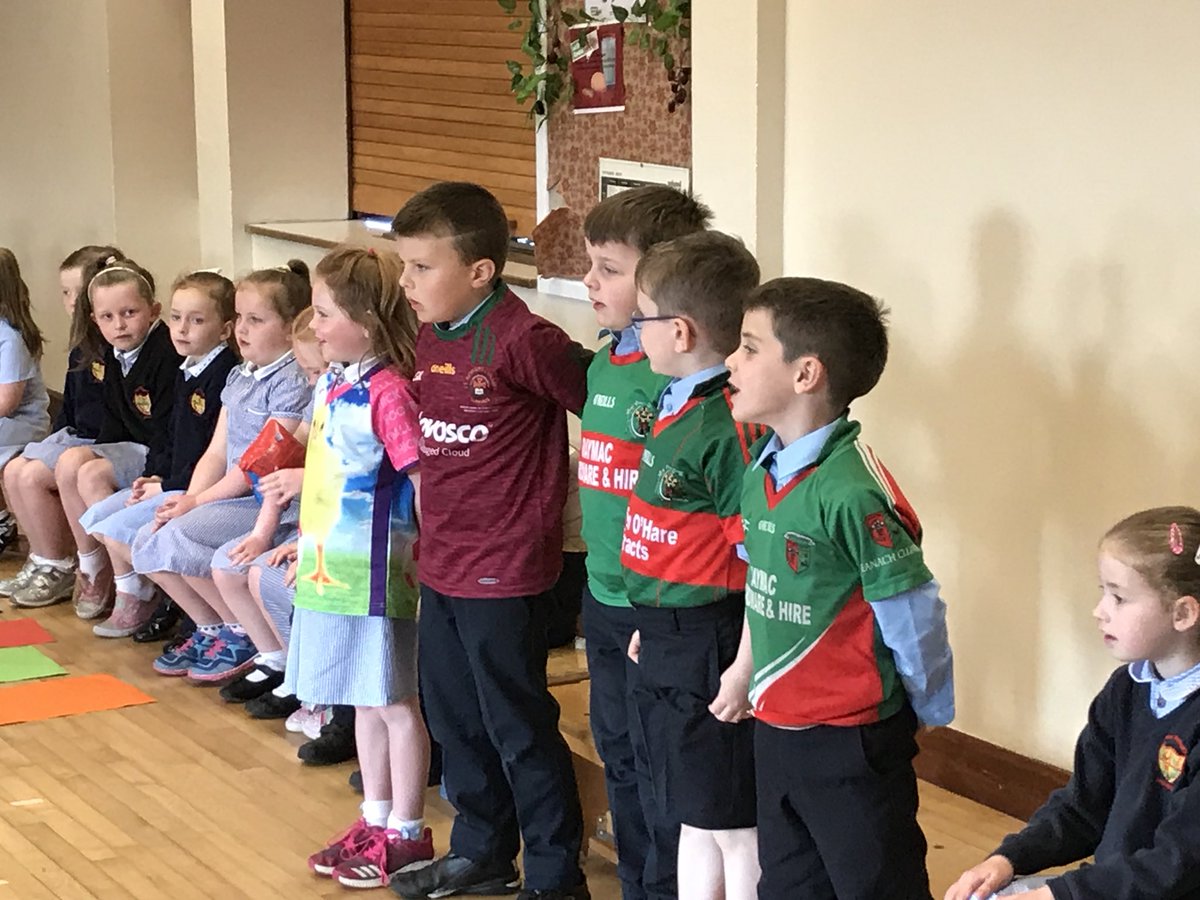 stcolmansps's tweet photo. P2 class assembly today - taking a gift from God, working hard at it & then letting their talents blossom! Well done Mrs Doyle, Miss McShane, Miss Heaney & Mrs McCann! Great to see such pride & self-esteem in our children. ✨#nischools #talents #esags #communityschool #coaches https://t.co/vVlhHPCZN9
