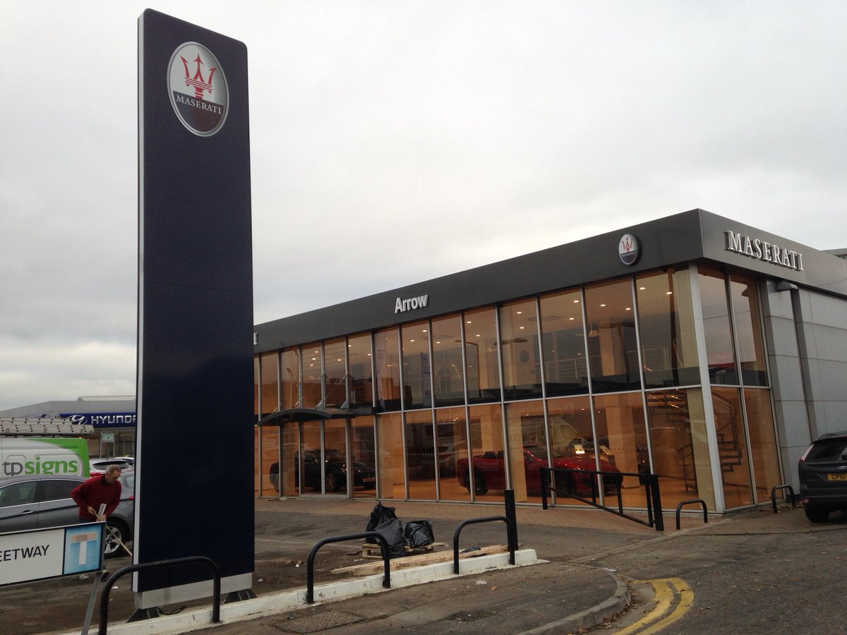 TP_Signs's tweet image. Internal and external signage installed for @MaseratiGB looking fantastic! #signdesign #motorgroups #bespokesignage
