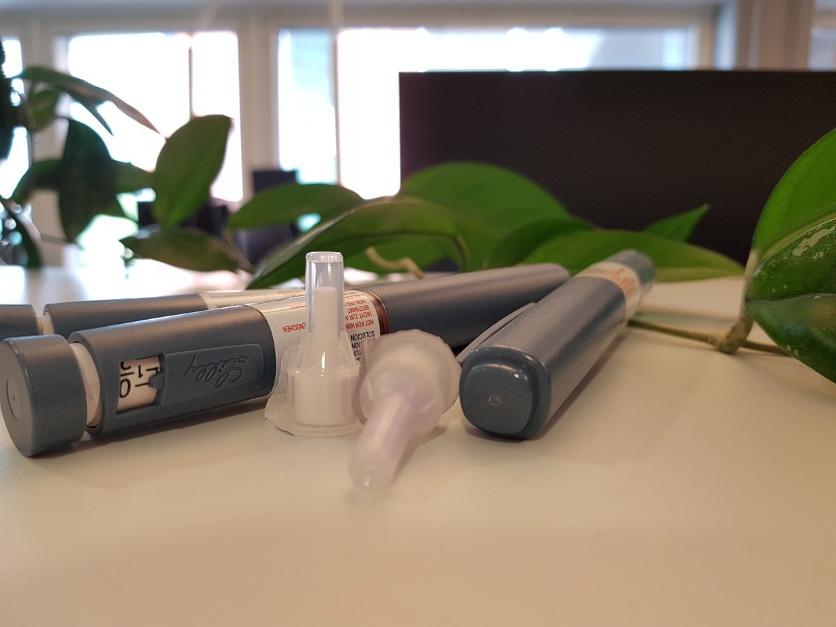 NeliapilaD's tweet photo. Muutoksia Humalogin korvattavuuteen!

Humalog KwikPen 100 U/ml esitäytetty kynä ja Humalog 100 U/ml kynäsäiliö -valmisteiden korvattavuus on voimassa 30.9.2018 saakka, joten muistathan varata ajan ennakkoon reseptin uusimiseen numerosta 010 231 9400. #humalog #insuliini #diabetes https://t.co/zXJknCy3YS