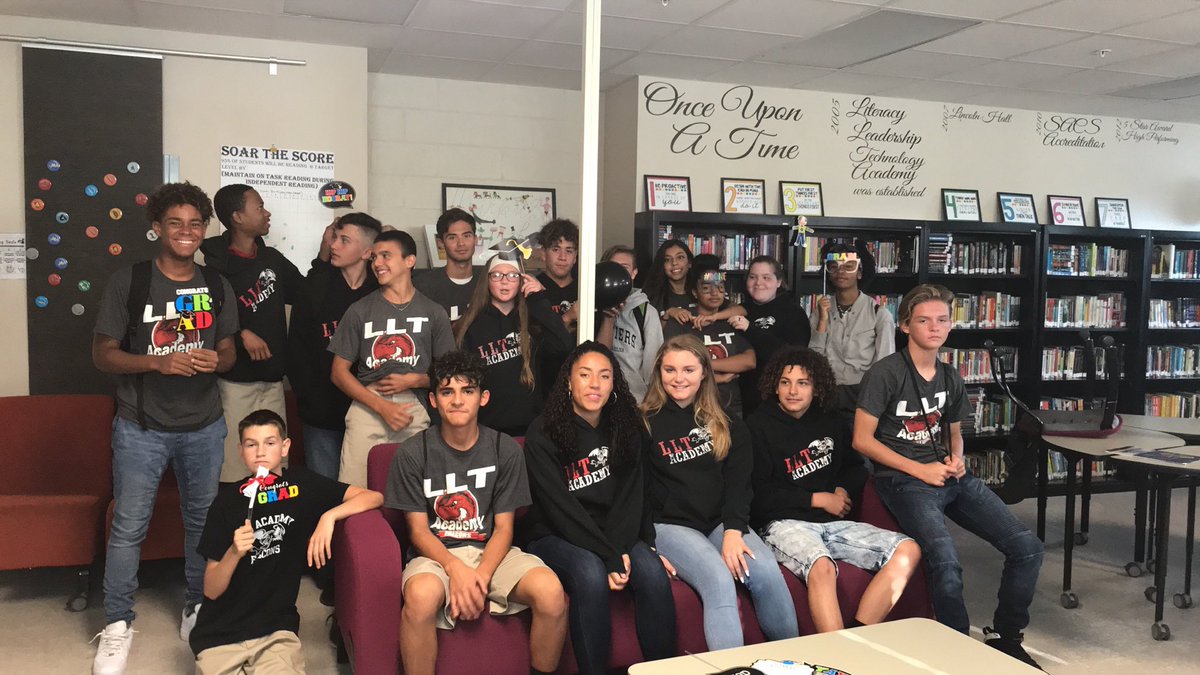 Coach_Clemmer's tweet image. Saying goodbye to my 8th Grade Class of 2018!!!  #LLTAthletics @LLTAcademy #LLTElectives