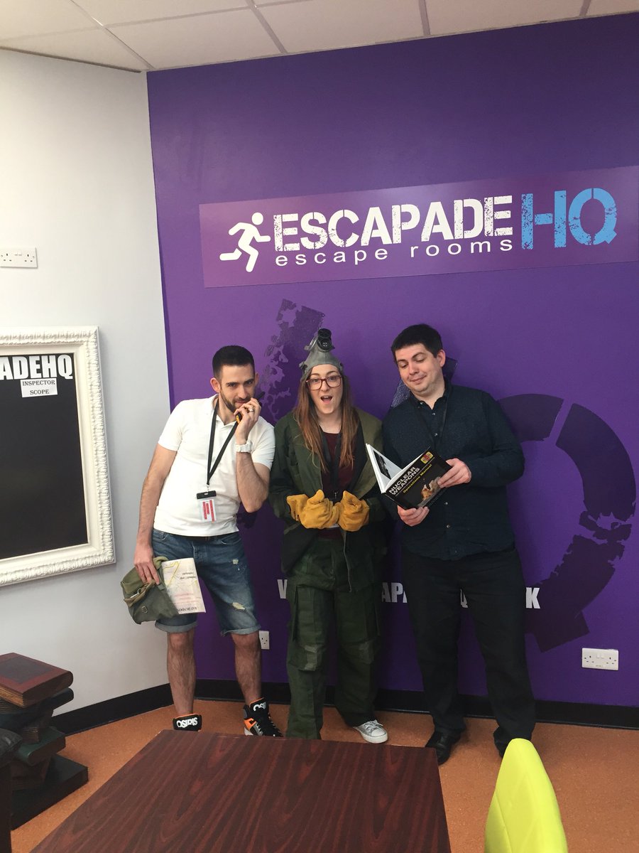 Hi Five to the Cantrell Three who answered the call to Save the City today with a time of 56:40 - well done team 👍