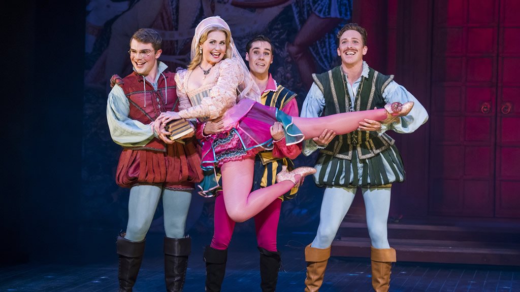 kissmekatetour's tweet photo. First reviews are in! ★★★★★ from @WhatsOnStage — "So what is there to enjoy? Well, everything." Congrats all 👏👏👏

https://t.co/CSBEqwwOX4 https://t.co/Ksxaq4bSIE
