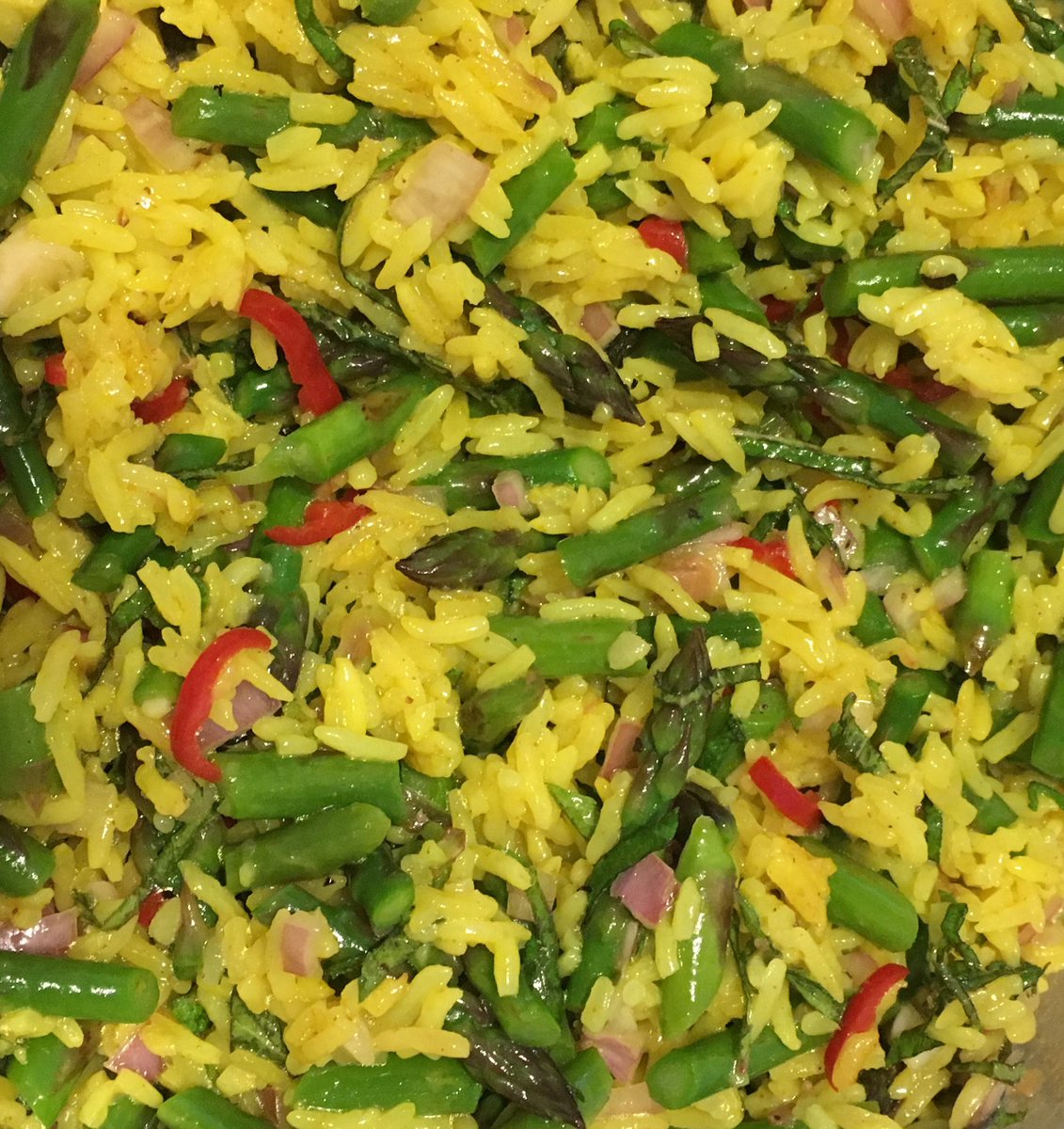 PetojoFood's tweet photo. It's asparagus season in Ontario! Grab a bunch at the market along with a pack of our Nasi Kuning (Yellow Rice) to make a lovely salad. We'll be at the @MasonvilleMkt tomorrow. https://t.co/jZYwOPAJJ9 #petojofood https://t.co/eqC1vUEb7b