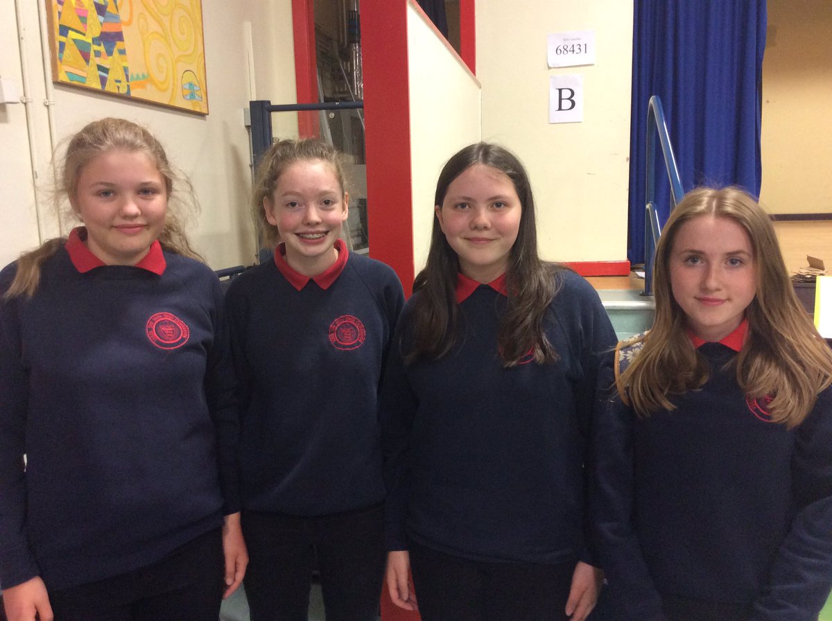 SyrHughOwen's tweet photo. Ymarferion olaf @EisteddfodUrdd @UrddEryri yn digwydd heddiw a fory. Pob lwc i bawb 🍀 #partimerched789 #cyflwyniaddramatig #partimerched10-13 #corsatb #unawdpres #ymgom #partibechgyn10-13 #ensemblelleisiol #unawdtelyn #unawdcerdddant #band #ensembleofferynnol 🎼🎭🎷🎺 https://t.co/1tJZBmtE5W