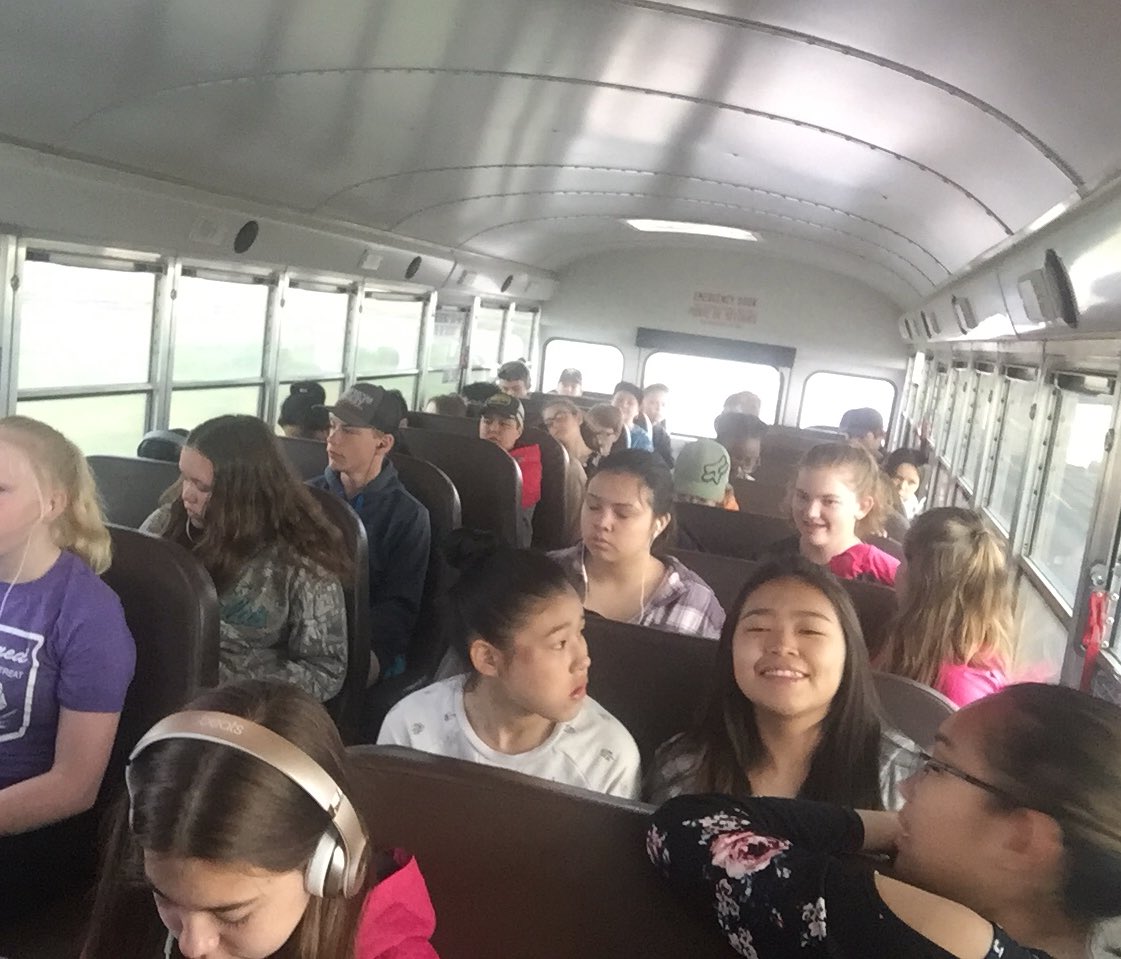MrNeibs27's tweet photo. 6:30 AM start to the day means a quiet bus trip...right?! #ClearLakeBound https://t.co/nR4xTeyukc