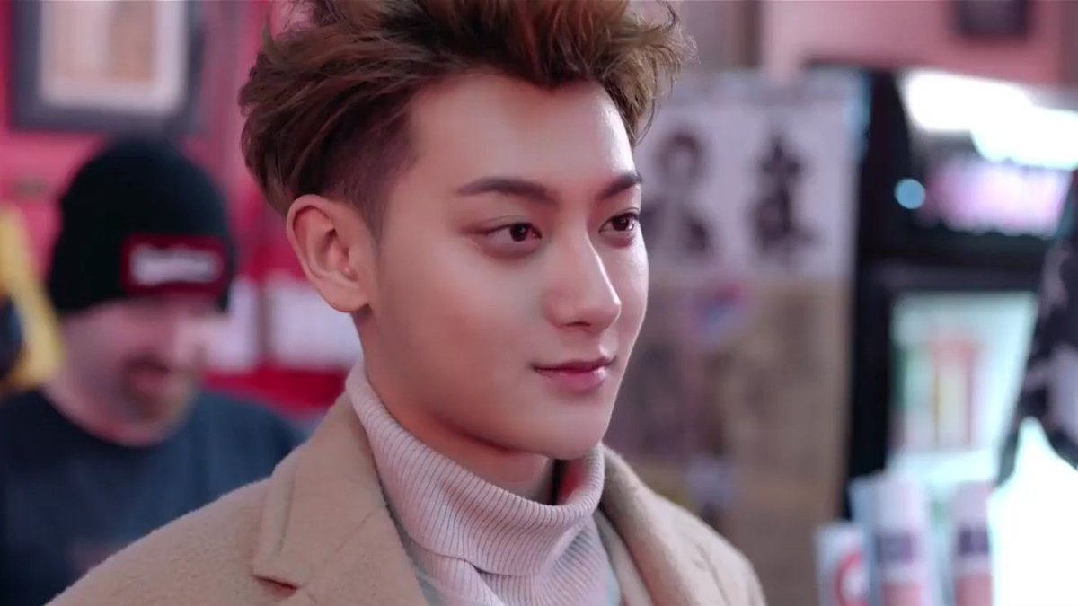 camixxe__'s tweet photo. I feel so proud and happy while watching this man on screen. 
Keep it up nampyeon 💙
 #TheNegotiator #TAO #cdrama https://t.co/zo60fJCgjQ