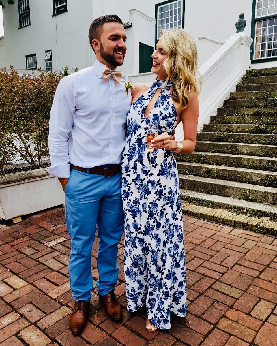 Feeling bubbly with @shayslatem

#kovecollection #thealphen #constantiavalley #lovecapetown #travel
<a href="/constantia1685/">Constantia Valley</a> 

alphen.co.za