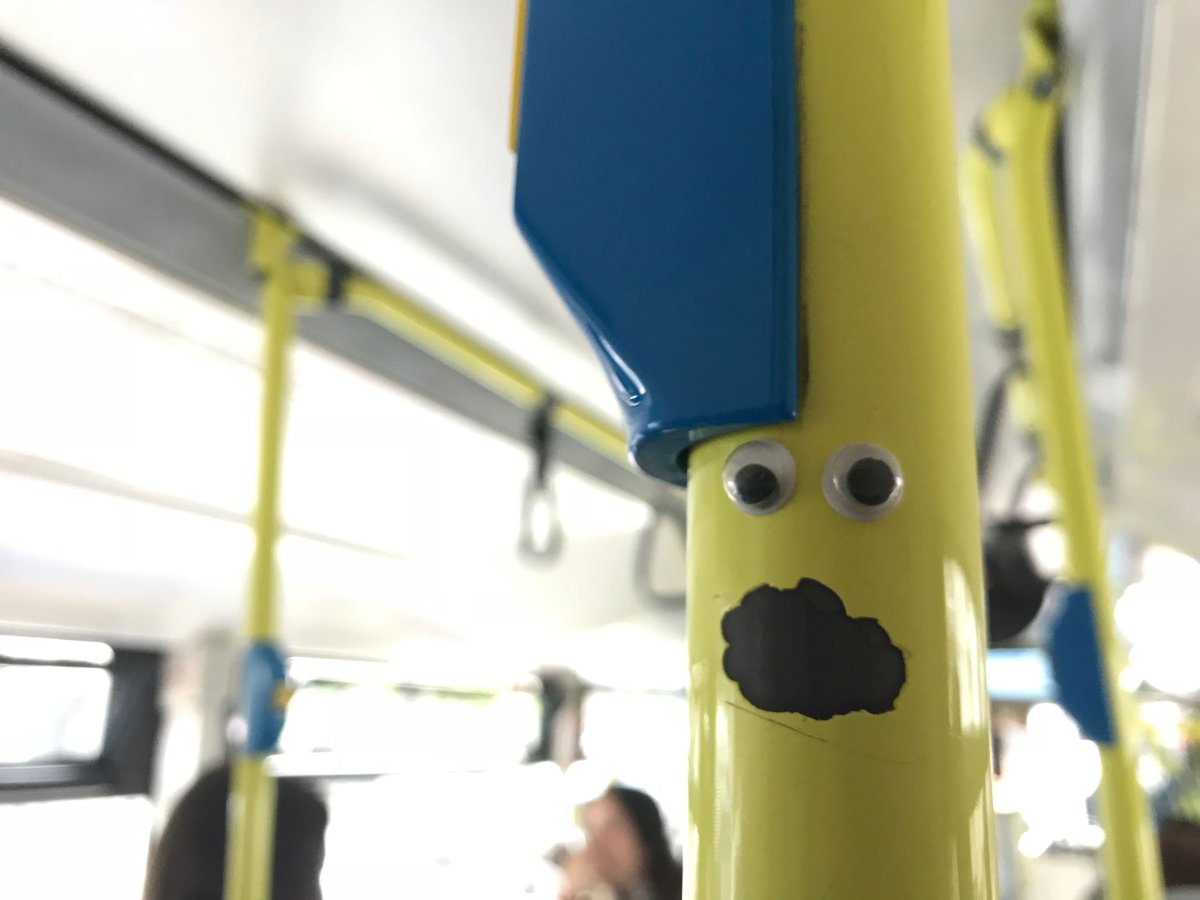 countach's tweet photo. Scary ride in the bus #eyebombing https://t.co/juAAwpQN0t