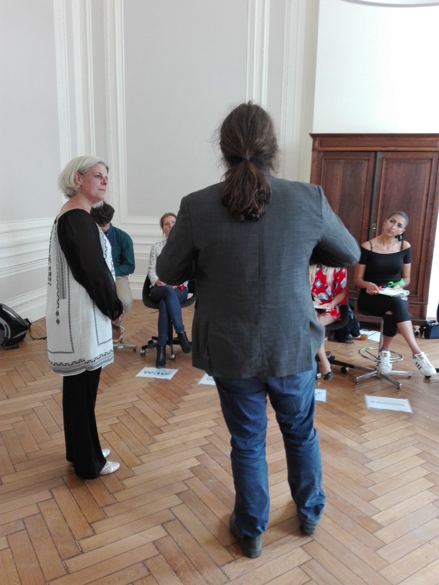 Veel #belangstelling voor #werkzoekende jongeren tijdens #Pitch4Work ism <a href="/BusinessInA/">Business in Antwerp</a> <a href="/Stad_Antwerpen/">Stad Antwerpen</a> <a href="/Skill_BuilderS/">SBS Skill BuilderS</a> en @VFUFFI uitzenders (8!) #Samenwerkenissterker <a href="/MarcVanPeel/">Marc Van Peel</a>