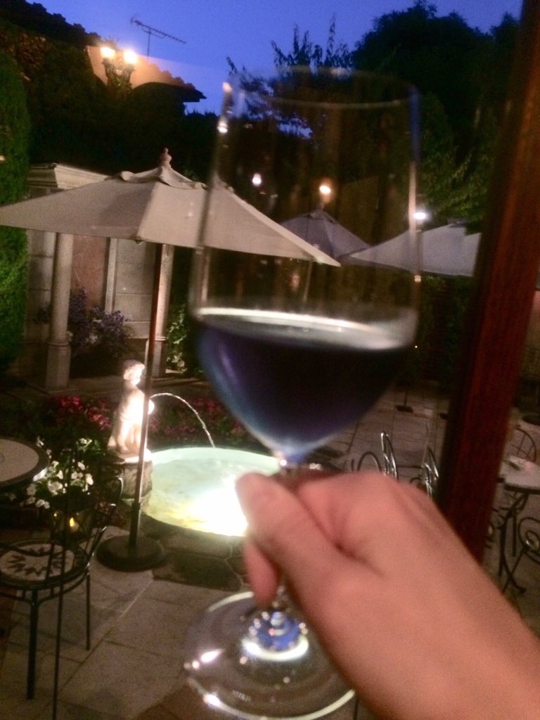 chiiiiiiiiii3's tweet photo. Nothing beats a drink after a hard day's work!
#青ワイン #gik #EnjoytheRevolution
https://t.co/TKdOkSMWSJ https://t.co/RlCaa9yGoP