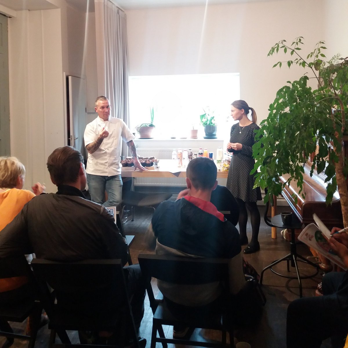 Today our Head of Nutrition Gabriella and exec chef Chris are sharing their top nutrition tips at <a href="/RefettorioFelix/">Refettorio Felix</a> including how to eat healthy when on a budget. #welovethisbusiness #health #Community