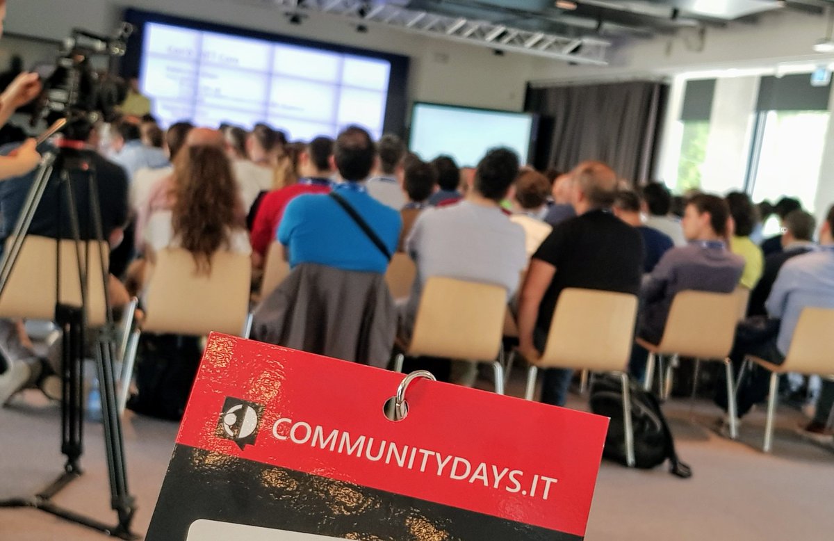 anBenedetti's tweet photo. L'invasione dev 

#MicrosoftHouse 
#CDays18 https://t.co/Ds2VmwoojU