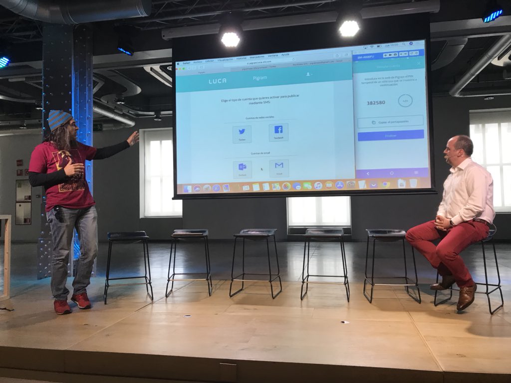 vrbenjamins's tweet photo. Stay connected to Internet when disasters have destroyed mobile data connections with #pigram @LUCA_D3 #BD4SG18 https://t.co/VrBsyglzqA