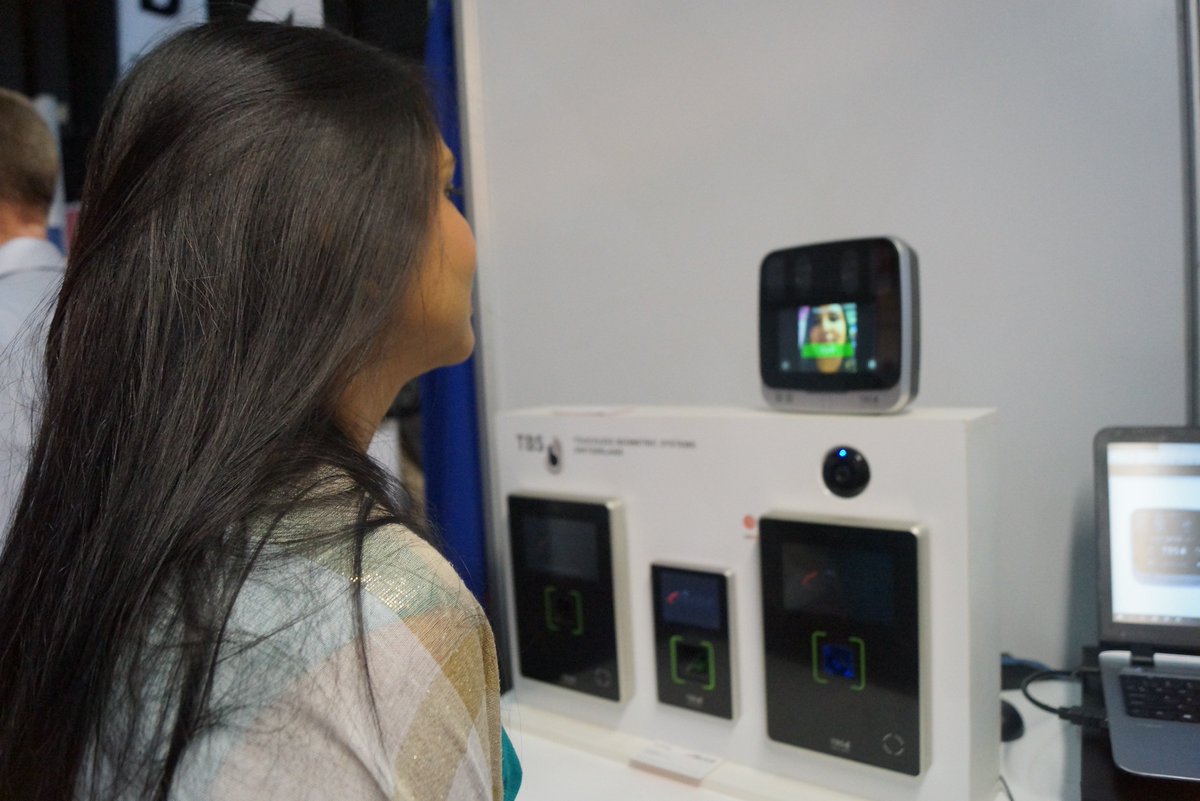 Jasco_SA's tweet photo. This is your last chance to come and see what we have on offer at Stand E51 - Hall 2. Don't miss out! #Security #SecurexSA2018 w/@TBSBiometrics https://t.co/oJr7eV9Dux