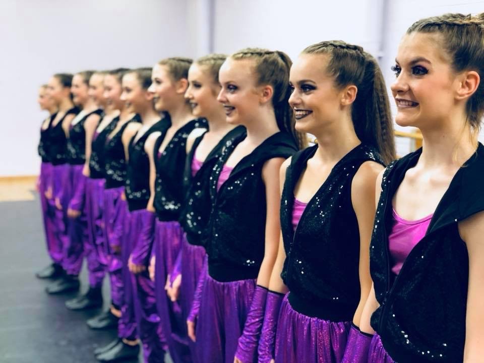 Well done to Darcy Drummond in Year 8, on successfully reaching the final of the TeenStar UK singing and dancing competition.  She has auditioned and competed with her dance group against hundreds of of different acts throughout the country. Good luck for the final Darcy!