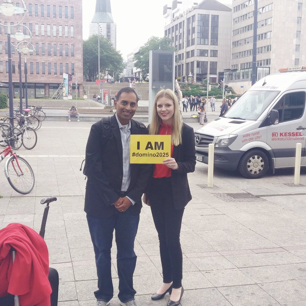 Thanks <a href="/tx_kg/">Kirti Gani</a> for being with us today at the roundtable in Dortmund. You and your expertise are so valuable for our customers 🐝 #watsonwork #WatsonWorkspace #watsonworkspacefanclub #icts #IBM #iamdomino2025 #integratingtools #teamwork