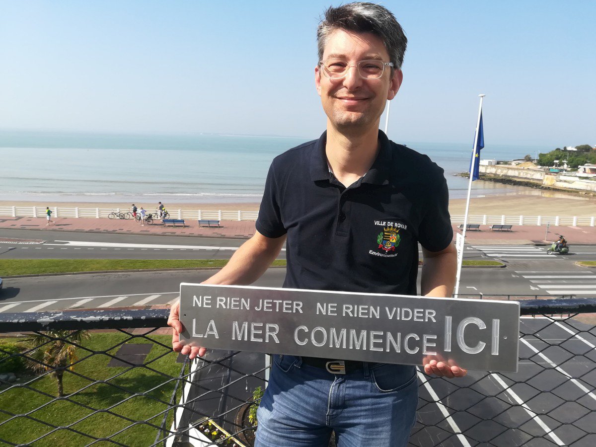 Mégots de cigarettes à la plage : Royan à la pointe du combat [Abonnés] sudouest.fr/2018/05/24/meg…