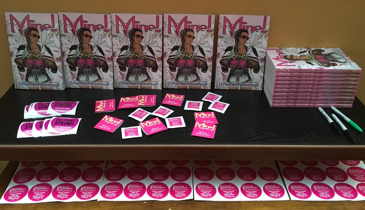 wilderowens's tweet image. All set up for @browncoatsofnyc Book Fest 2018 at @BlarneyRock_Pub!  Come on down to meet me, the writers of 4th Dimension, and writer Eleazor Pachenik!