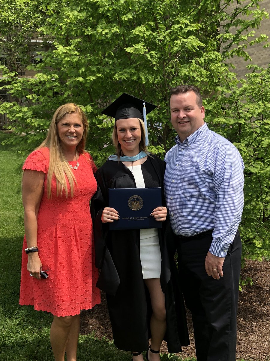H_Klotz23's tweet photo. The tassel was worth the hassle 🎓🤓📚 #MastersDegreeComplete #MSJU #SpecialEducation https://t.co/kha6GHM40U