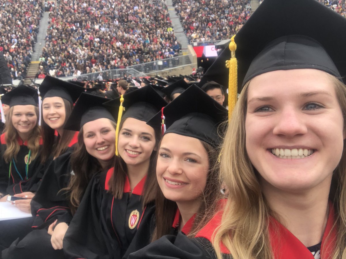 MeganS2014's tweet photo. #uwgrad https://t.co/FduV082pvR