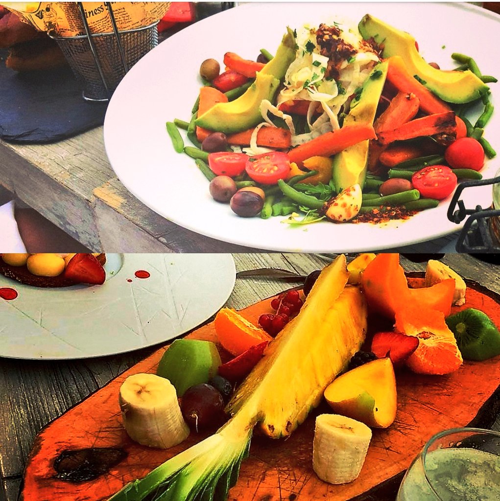CWhichello's tweet photo. #vegan #CannesFilmFestival #love https://t.co/oZFcR8PnPV