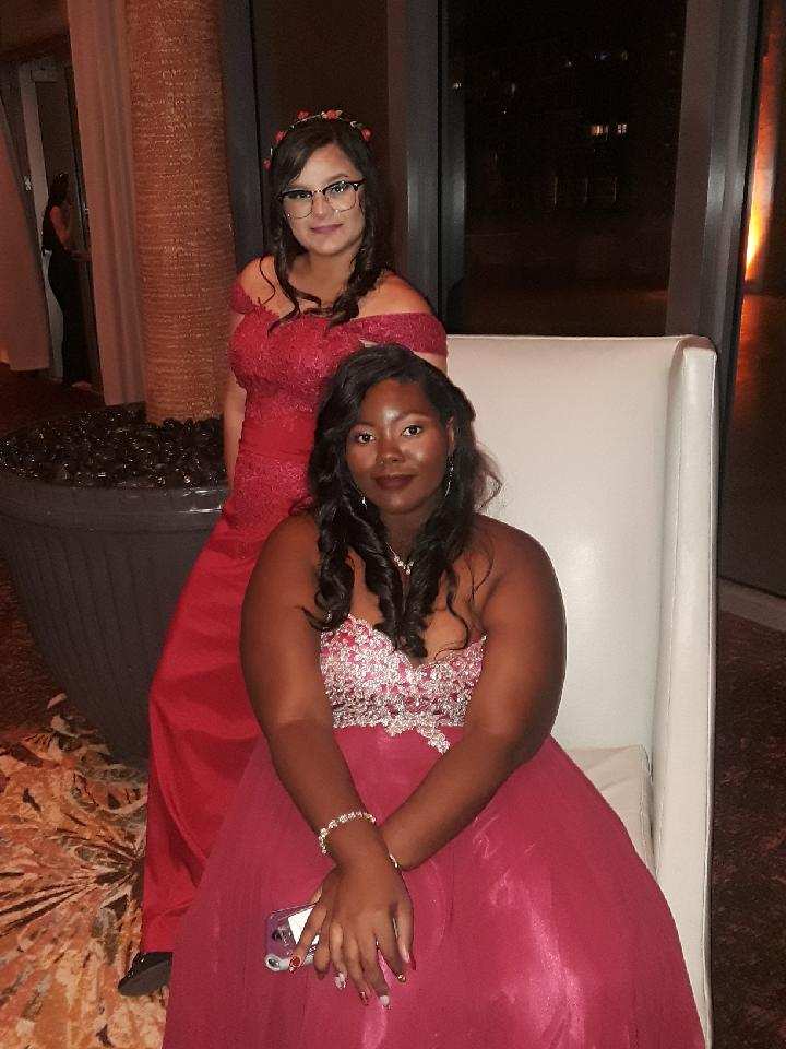 MoisaWroy's tweet photo. #FLHSProm2k18 #Prom #prom2018 #Prom2K18 https://t.co/XNh100v9E9