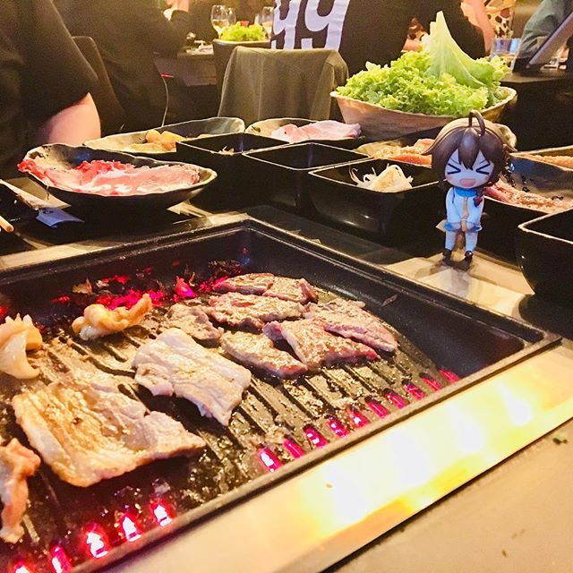 Dr_Cow's tweet photo. Korean bbq!!! .
.
.
#nendoroid #korea #koreanfood #koreabbq #barbeque #foodporn #food https://t.co/8pHz2w354s